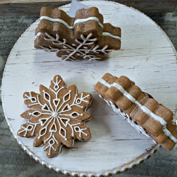 NEW! SET/3 YUMMY Gingerbread BAKERY COOKIES DECOR - Picture 2 of 4